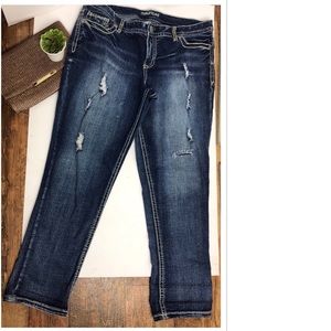 Maurices cropped Jeans
